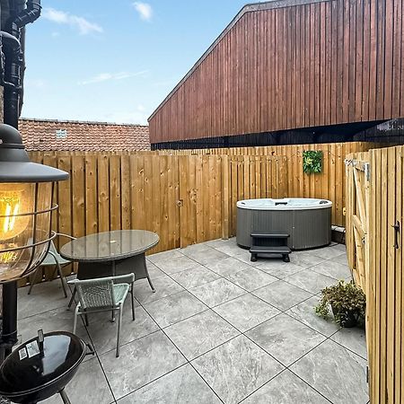 The Hive - Uk42857 Villa Rise Bagian luar foto